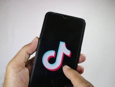 Apa Itu Arti FLKS di TikTok, Dan Pengaruh Terhadap Engagement
